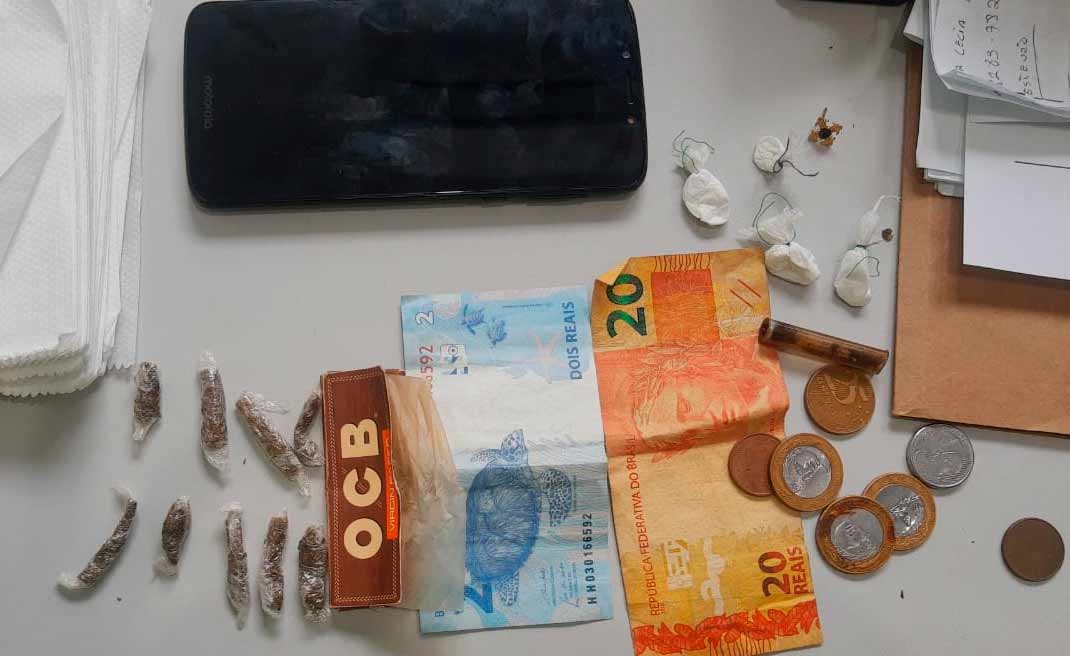 Polícia Civil fecha "boca de fumo" apreende drogas e dinheiro em Acrelândia