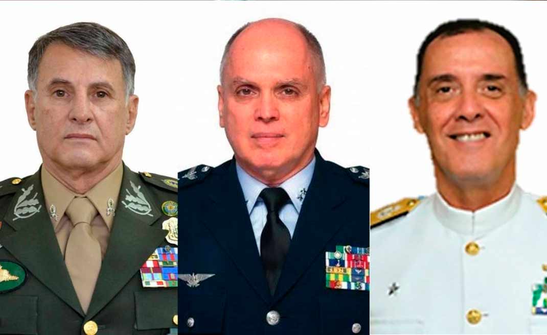 Comandantes de Exército, Marinha e Aeronáutica entregam os cargos