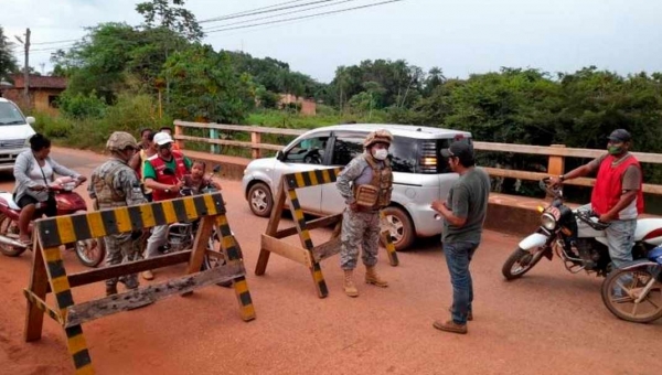 Bolívia fecha a fronteira com o Brasil por sete dias para conter variante brasileira do coronavírus