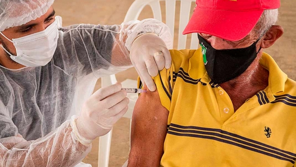 MPs e Defensorias Públicas vão à Justiça para garantir vacinação de idosos e vulneráveis do Acre conforme cronograma de prioridades