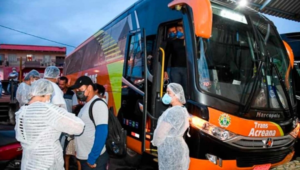 Empresas suspendem viagens de ônibus entre Rio Branco e Cruzeiro do Sul