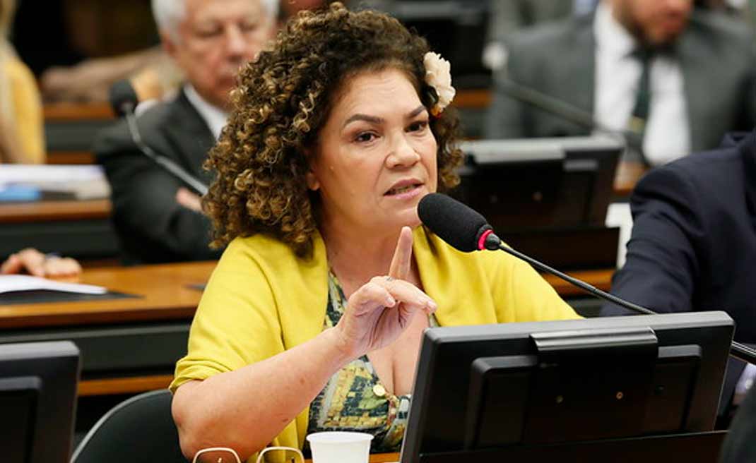 Deputada Perpétua cobra providências por Rio Branco aparecer entre as 50 cidades mais violentas do planeta