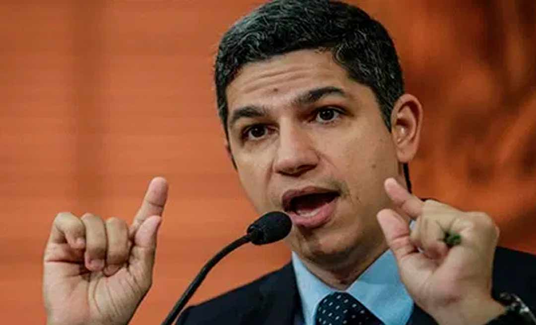 Maioria na Aleac rejeita requerimento de Calegário que convocava secretária de Educação para explicar atrasos das terceirizadas