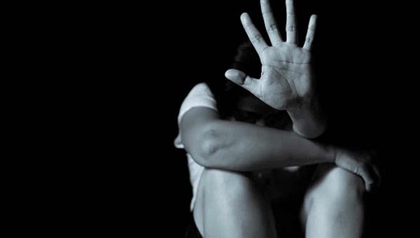 Acusado de estuprar enteada de 11 anos em Feijó permanecerá preso, decide Justiça
