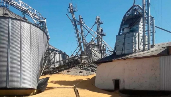 Silo de grãos desaba e deixa prejuízo a produtores no interior do Acre