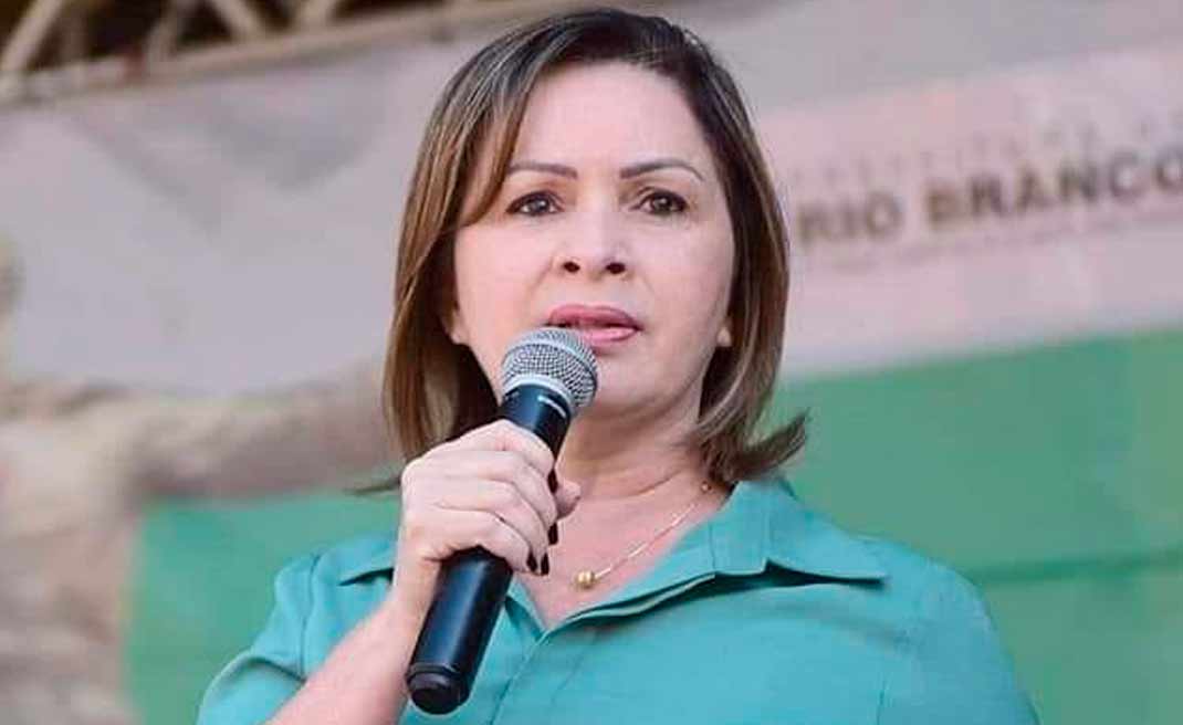 Socorro Neri é nomeada secretária de Educação do Estado