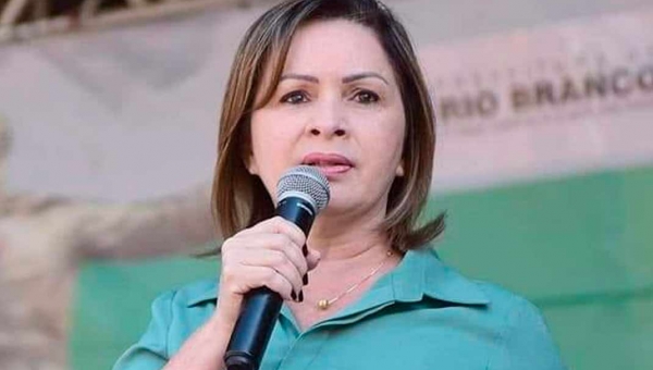 Socorro Neri é nomeada secretária de Educação do Estado