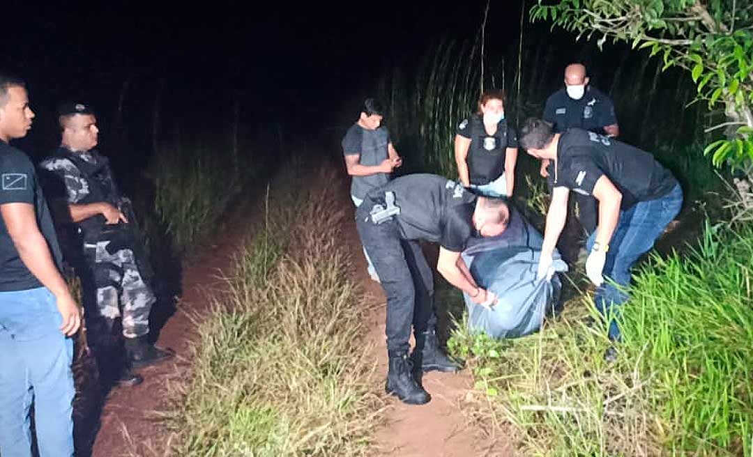 Com olhos perfurados, corpo de um homem é encontrado em uma área de mata no Rosalinda