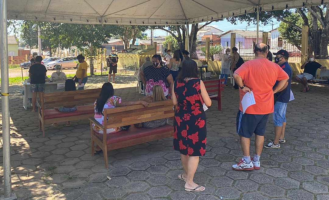 Pessoas de 48 anos com comorbidades começam a receber a vacina em Rio Branco