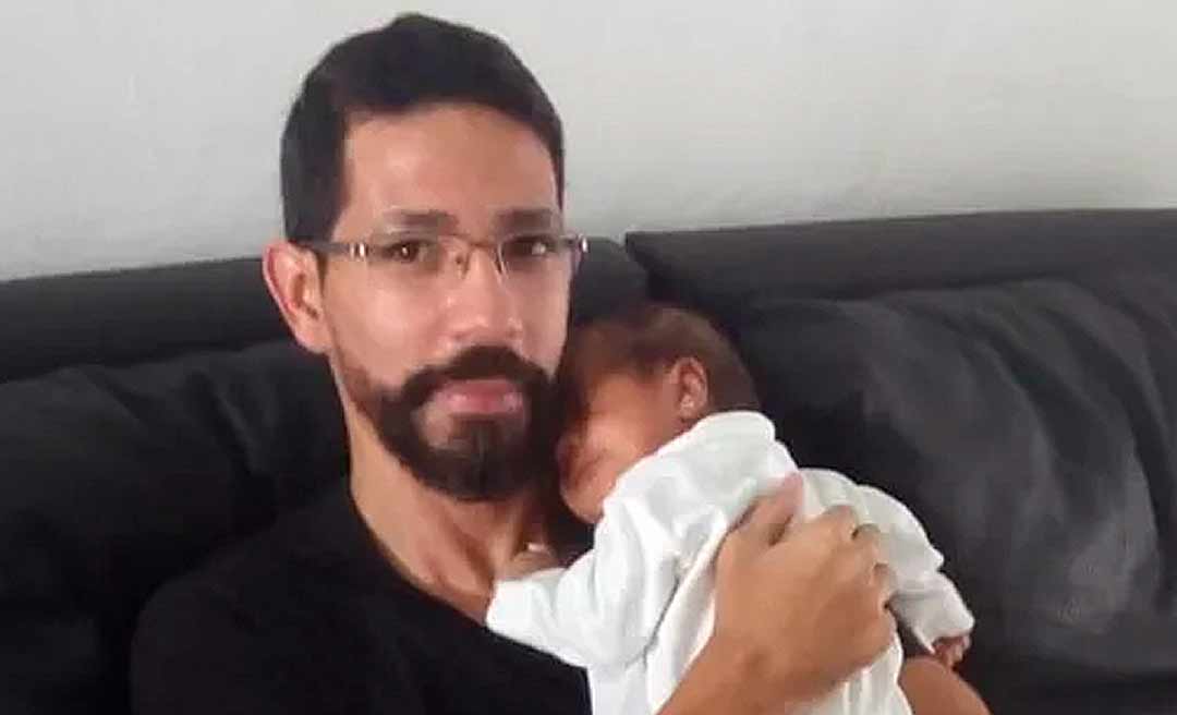 Policial acusado de matar filha de 2 meses é reintegrado aos quadros da Polícia Federal