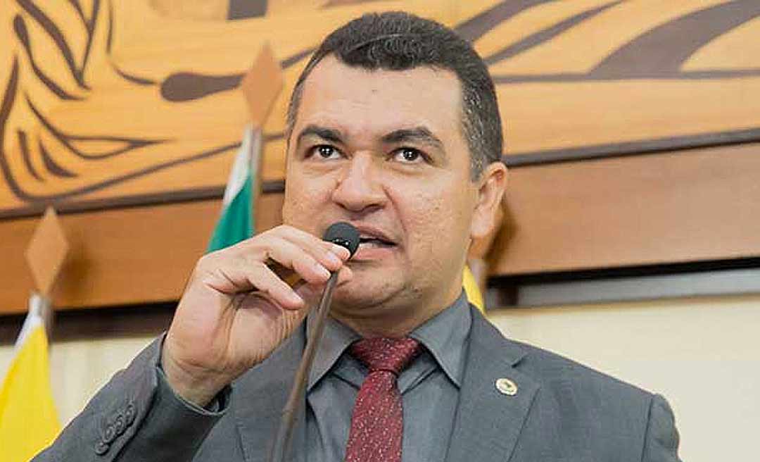 Deputado Sargento Cadmiel comemora 105 anos da PM, pede mais viaturas e reajuste de diárias de viagens