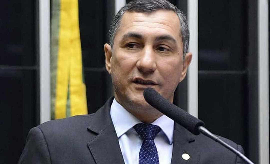 Jesus Sérgio consegue liberação de recursos federais para custear agentes de saúde de Tarauacá