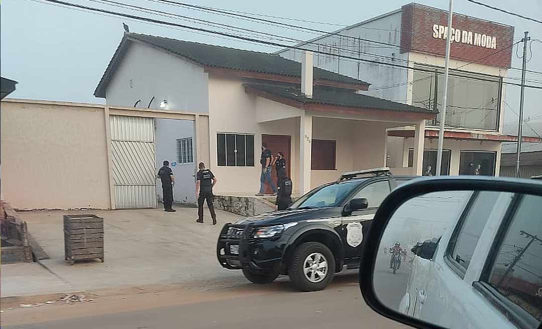 Polícia Civil de Sena Madureira cumpre mandado na casa de irmão de Gehlen Diniz; deputado diz que irmão é inocente da acusação