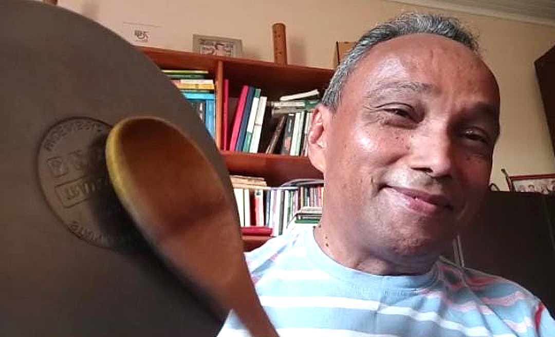 Sibá Machado ironiza pronunciamento de Bolsonaro: "Ele faz coco pela boca"