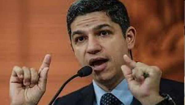 Calegário defende autonomia das polícias Militar e Civil e cobra valorização