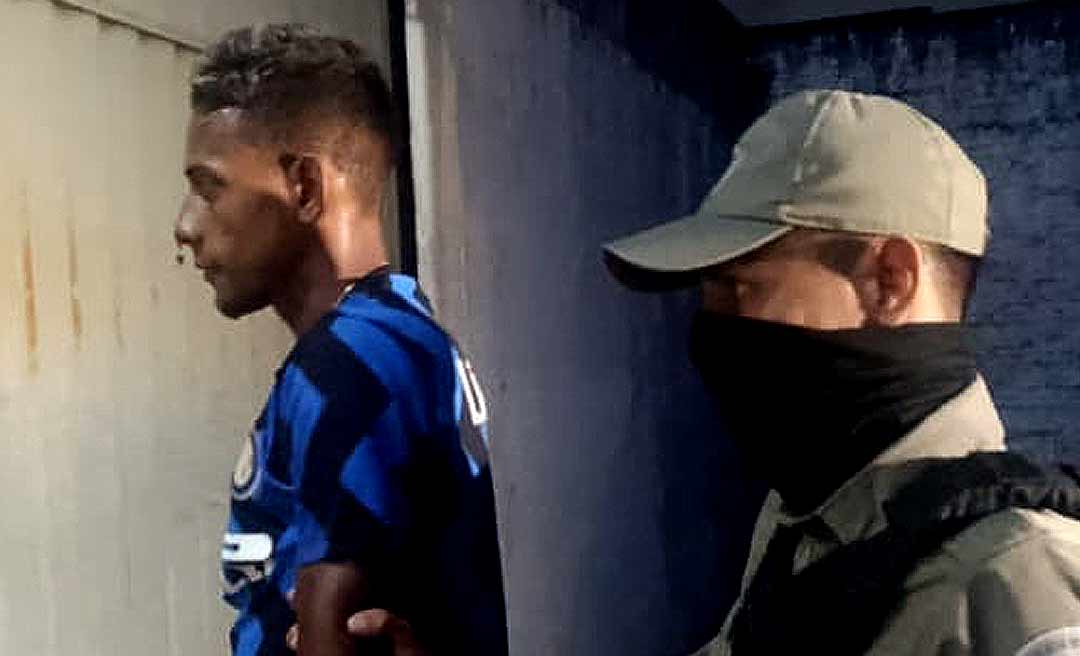 Cobrador do crime é preso ao extorquir comerciantes do Belo Jardim II em troca de proteção