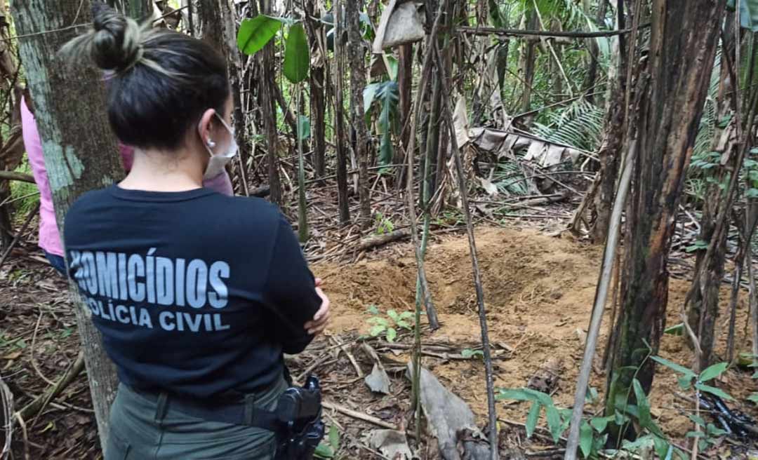 Investigadores da DHPP localizam corpos de adolescente e do namorado enterrados em cova rasa no Ramal do Pica Pau