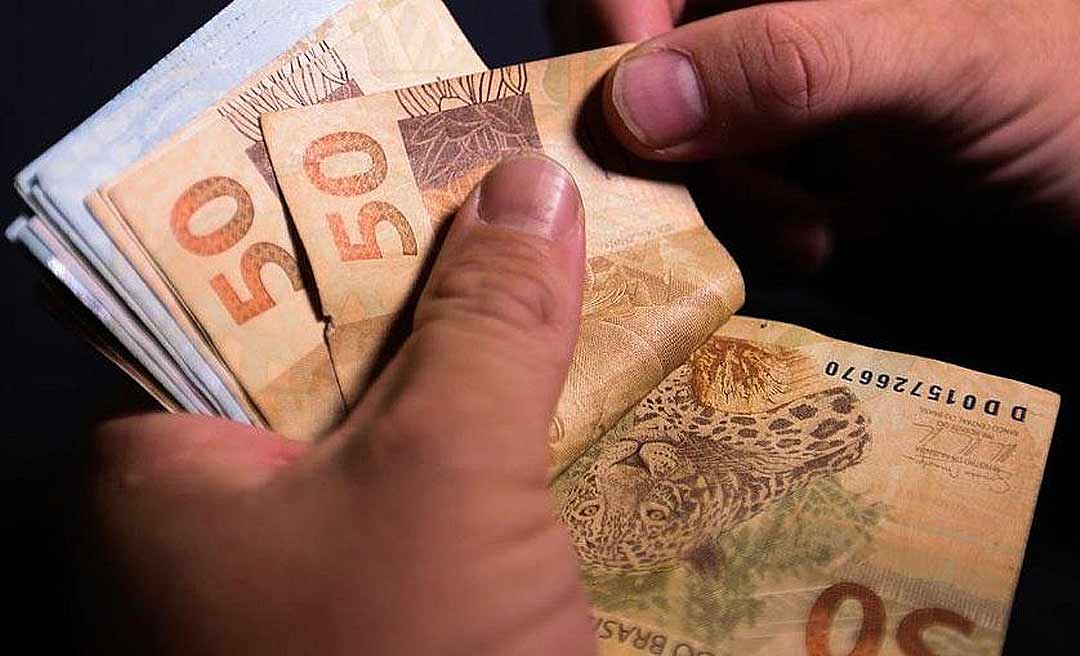Trabalhadores nascidos em agosto podem sacar auxílio emergencial