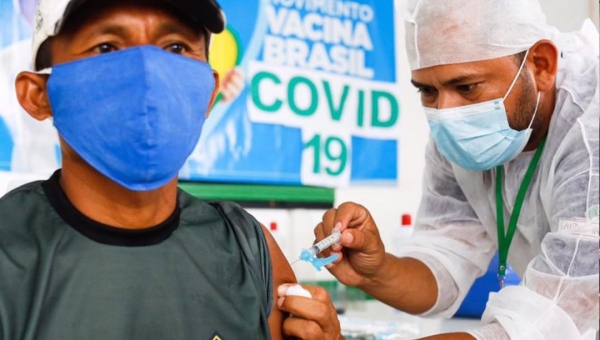Mais de 72 mil acreanos devem procurar postos de vacinação para segunda dose de vacina contra a Covid-19
