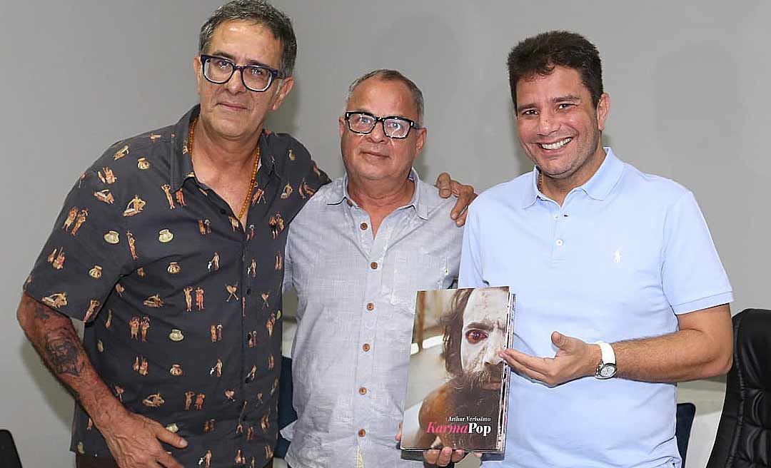 Equipe do Programa do Ratinho agradece apoio dado pelo governo em gravações sobre o Acre