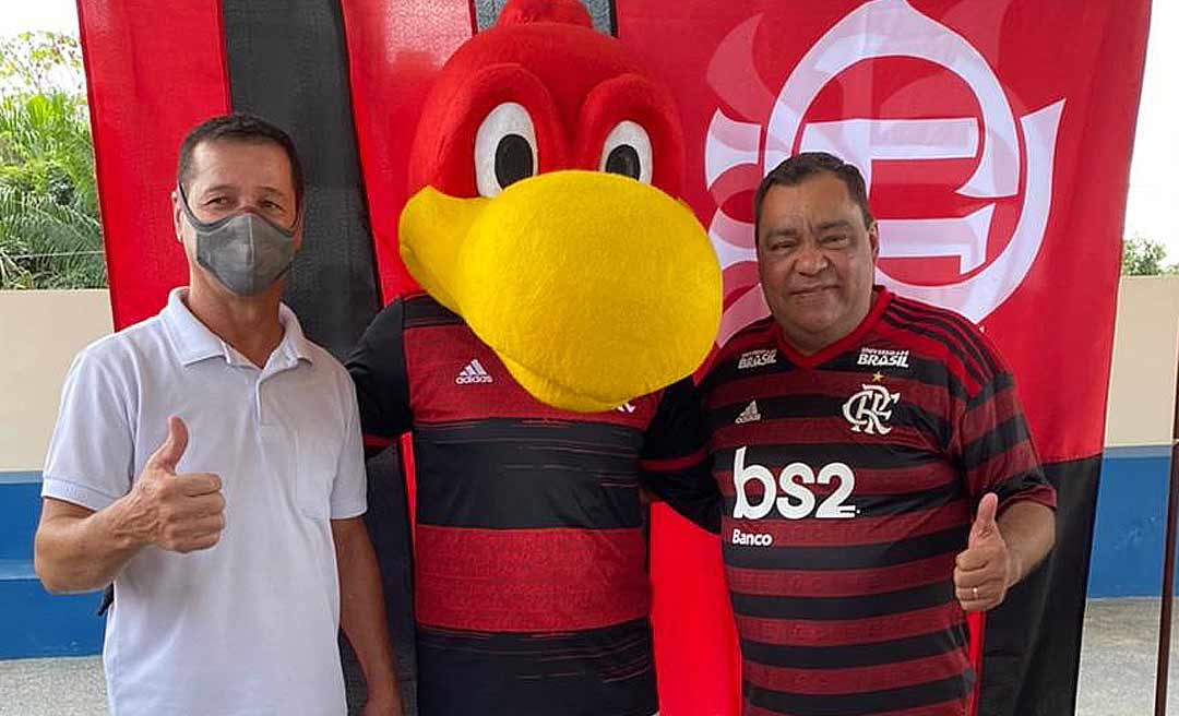 Mazinho Serafim apoia instalação de escolinha do Flamengo em Sena e quer outros ‘Docas Madureira’ revelados