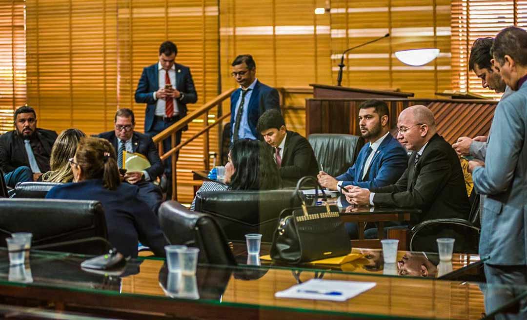 Deputados aprovam Auxílio em Saúde com um valor menor, mas alcançando mais servidores
