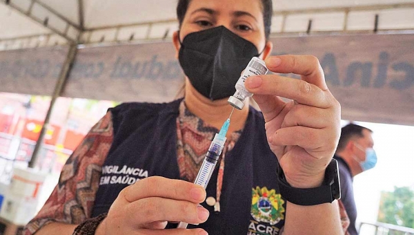 Caravana da Vacinação aplicou mais de 3, 5 mil doses em dois dias e imunização avança no Acre