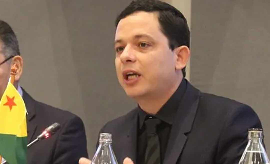 Em Brasília, Israel Milani garante emenda para projeto itinerante para desburocratizar serviços da pasta ambiental