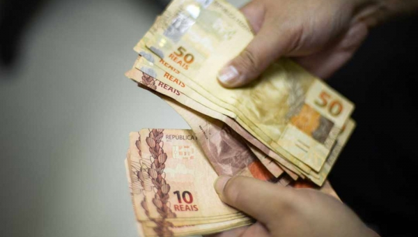 Governo antecipa pagamento de aposentados e pensionistas para esta quarta e de servidores ativos para sexta