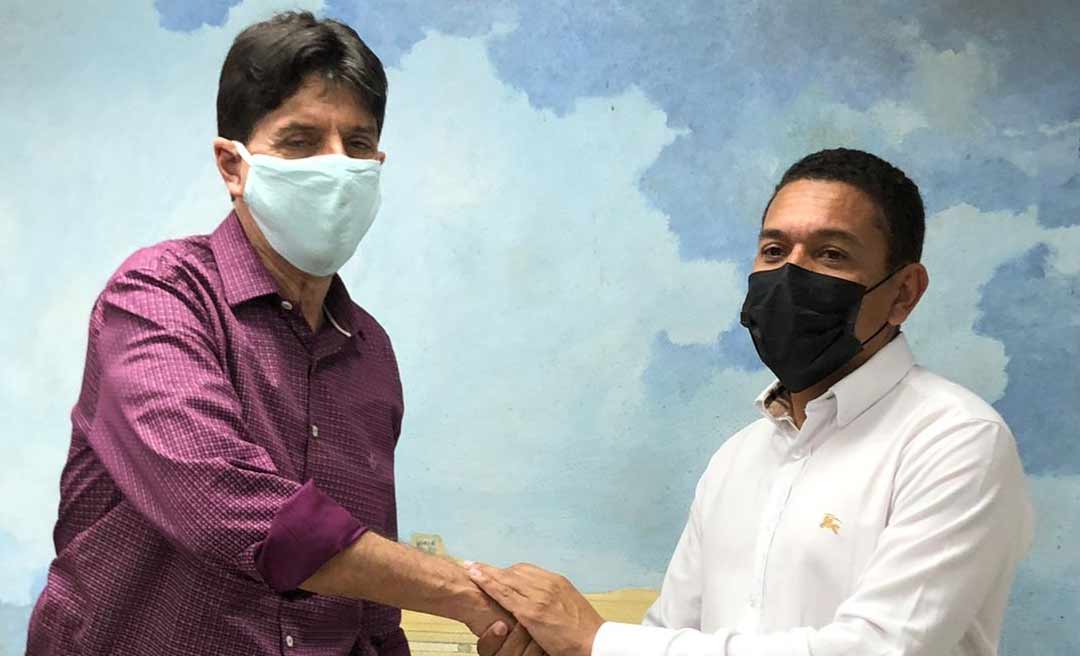 Em reunião com presidente da Energisa, prefeito garante 116 km no Luz para Todos em Assis Brasil