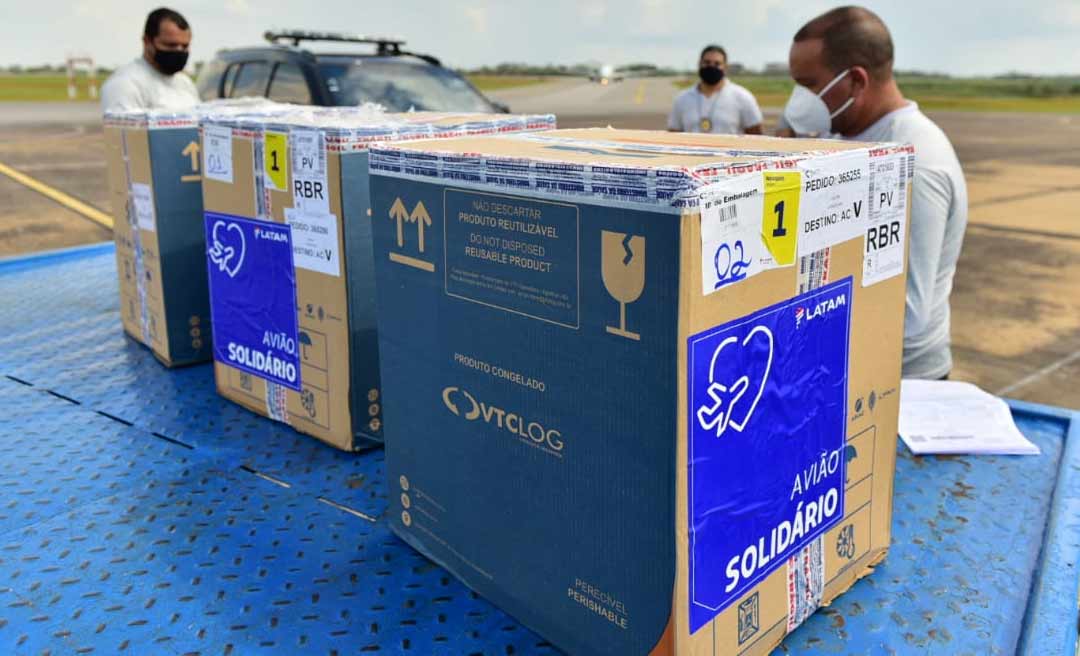 Acre recebe mais de 11 mil doses de vacina contra a Covid-19 nesta quarta