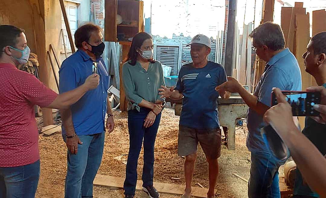 Deputado José Bestene se reúne com comerciantes do Mercado Seis de Agosto