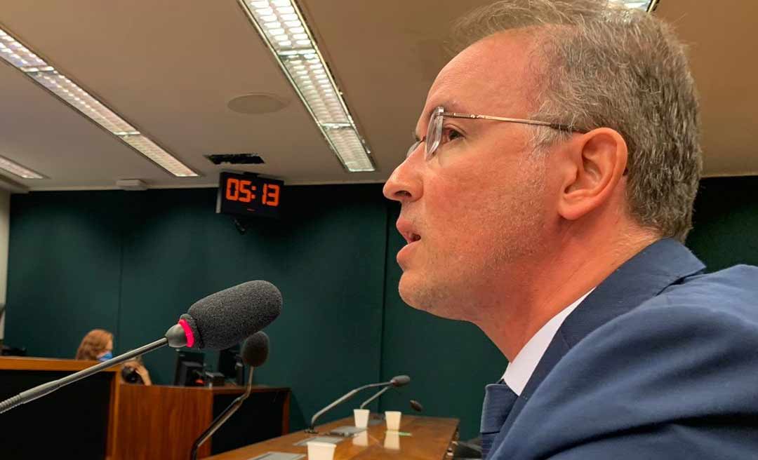 Leo de Brito diz que PEC da Reforma Administrativa tira o sonho de jovens e não serve ao Brasil