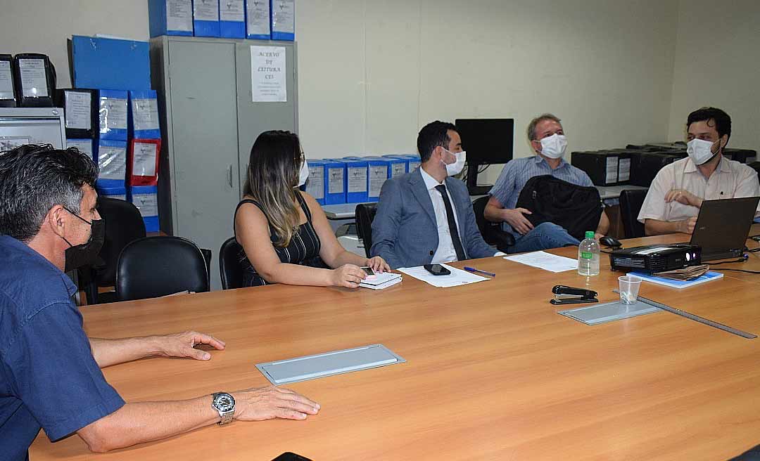 Sindicato dos Médicos do Acre entrega proposta de PCCR dos médicos na sexta