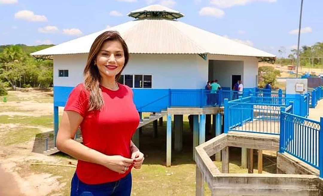 No aniversário de Cruzeiro do Sul, Jéssica Sales presenteia município com inauguração de obras de seu mandato