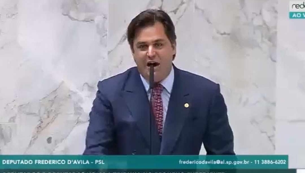 Deputado bolsonarista chama Papa Francisco e arcebispo de Aparecida de "safados" e "vagabundos"