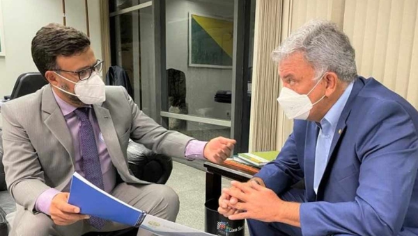Em Brasília, governo do Acre entrega 80 propostas à bancada federal com sugestões para destinação de emendas