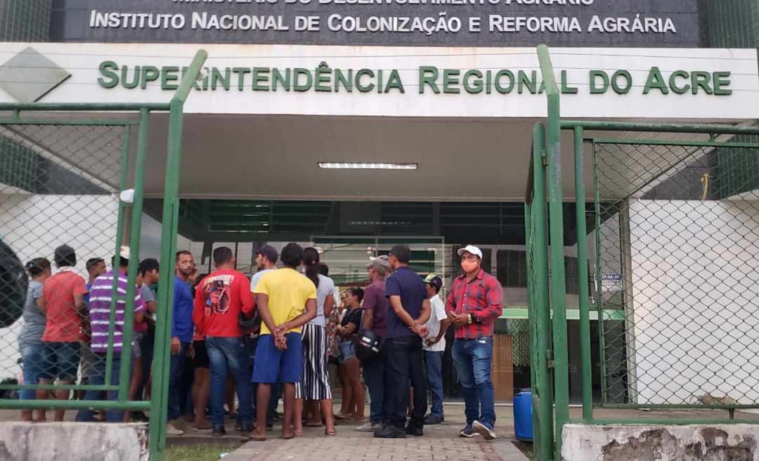 Posseiros do Porto Central ocupam sede do Incra