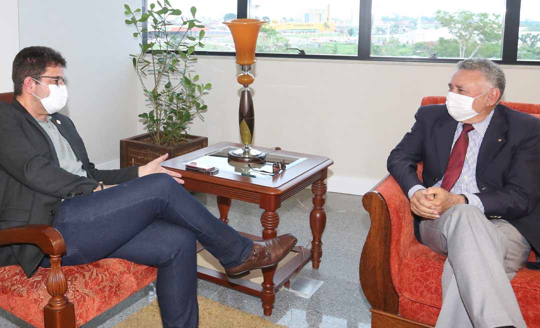 Governador reafirma parceria durante visita ao Tribunal Regional Eleitoral do Acre