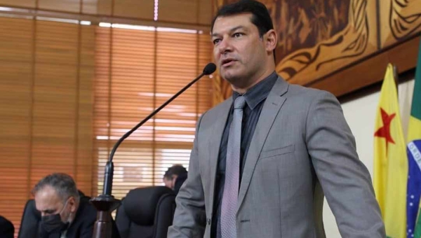 Ponte de Rodrigues Alves deve estar incluída na infraestrutura do nosso estado, cobra Duarte