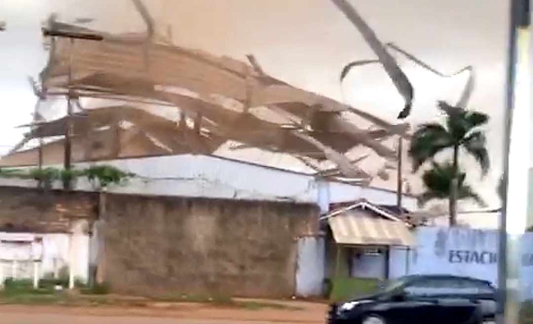 Temporal deixa rastro destruição em Porto Velho