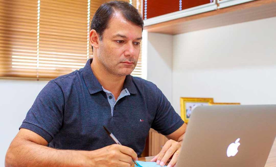 PL de autoria de Roberto Duarte que institui ensino da Lei Maria da Penha nas escolas é sancionado