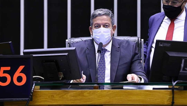 Presidente da Câmara dos Deputados propõe perdão a governadores para aprovar PEC dos Precatórios