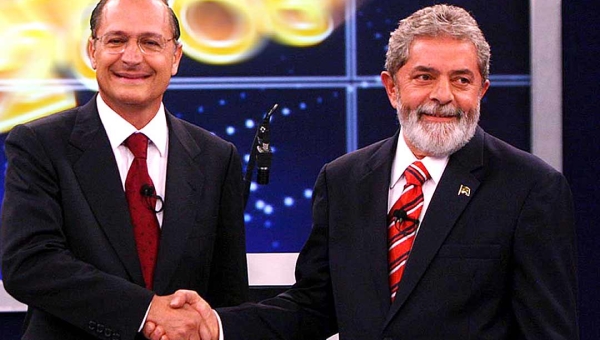 Lula e Alckmin: PT e PSB costuram possível chapa presidencial, diz jornalista