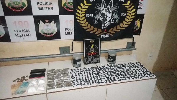 Casal é preso pelo GIRO com drogas no bairro Novo Calafate, em Rio Branco