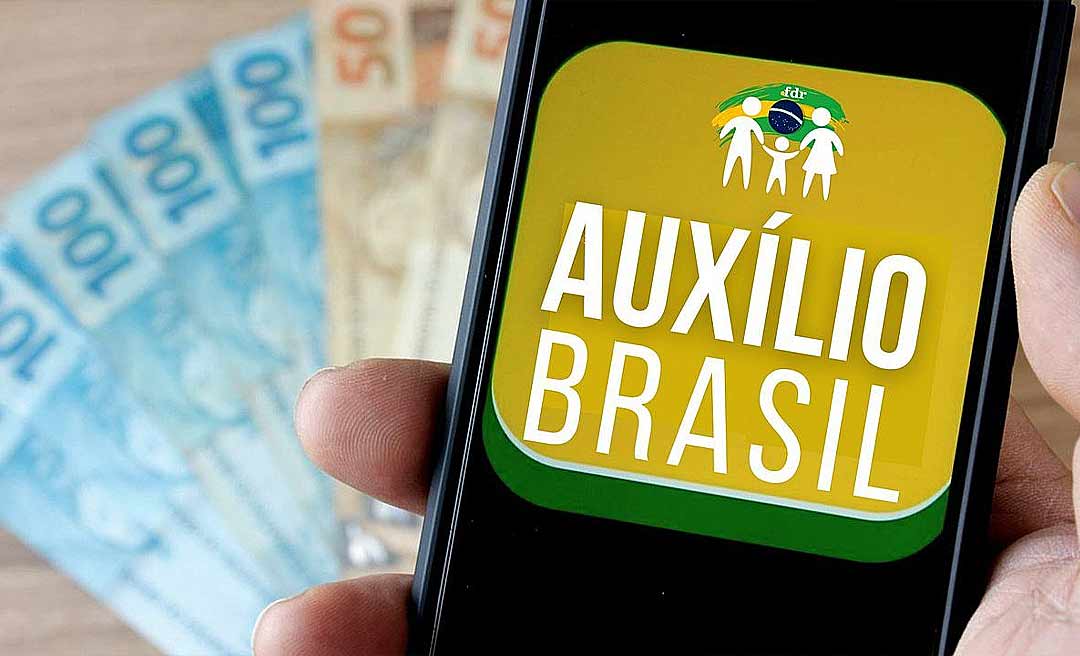 Famílias atendidas pelo Bolsa Família migrarão sem recadastramento para o Auxílio Brasil