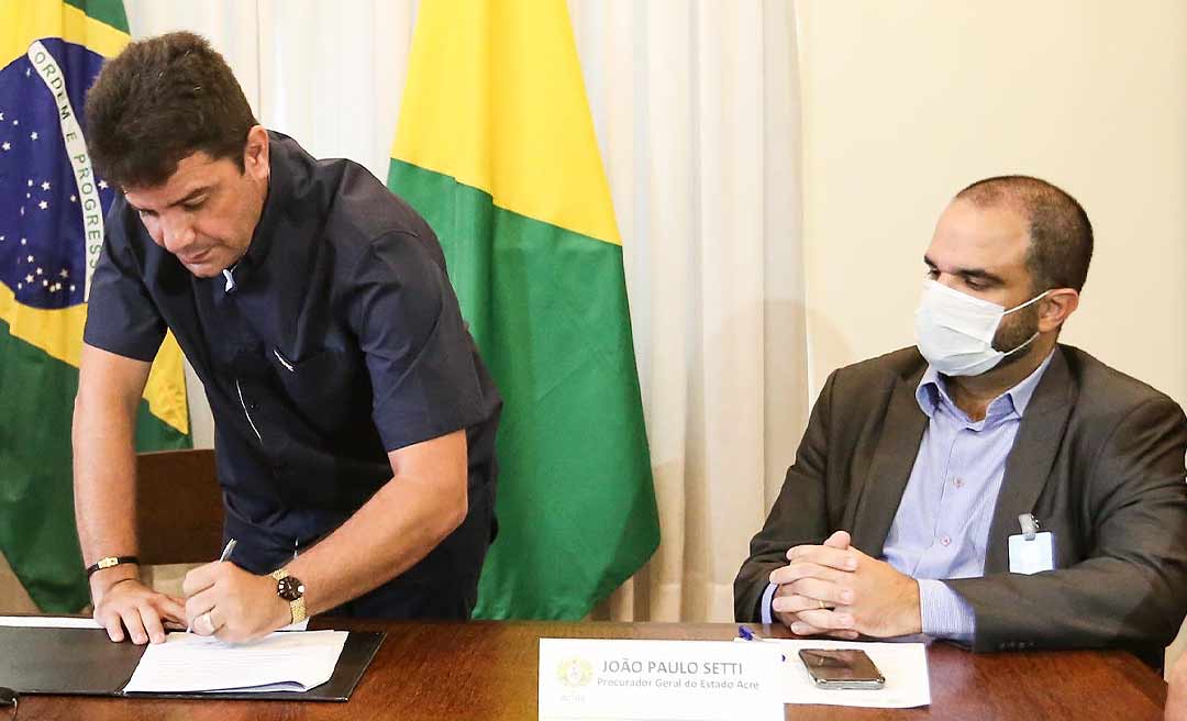 João Paulo deve voltar ao cargo de procurador-geral do Estado até quinta-feira