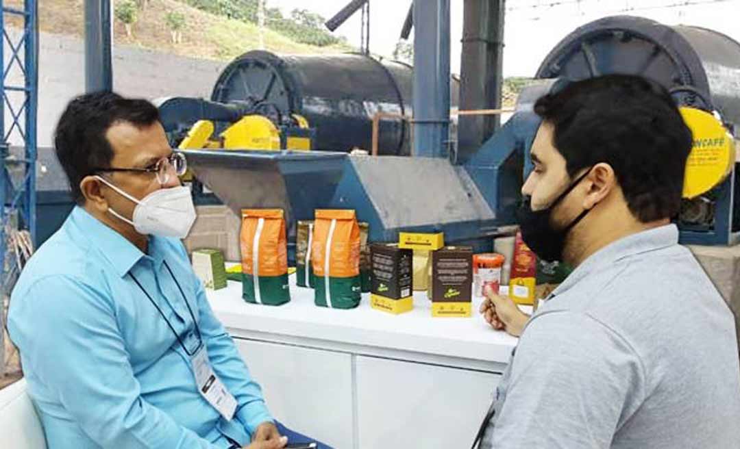 Durante participação na Semana Internacional do Café, Gonzaga anuncia emendas de maquinários para ajudar produtores