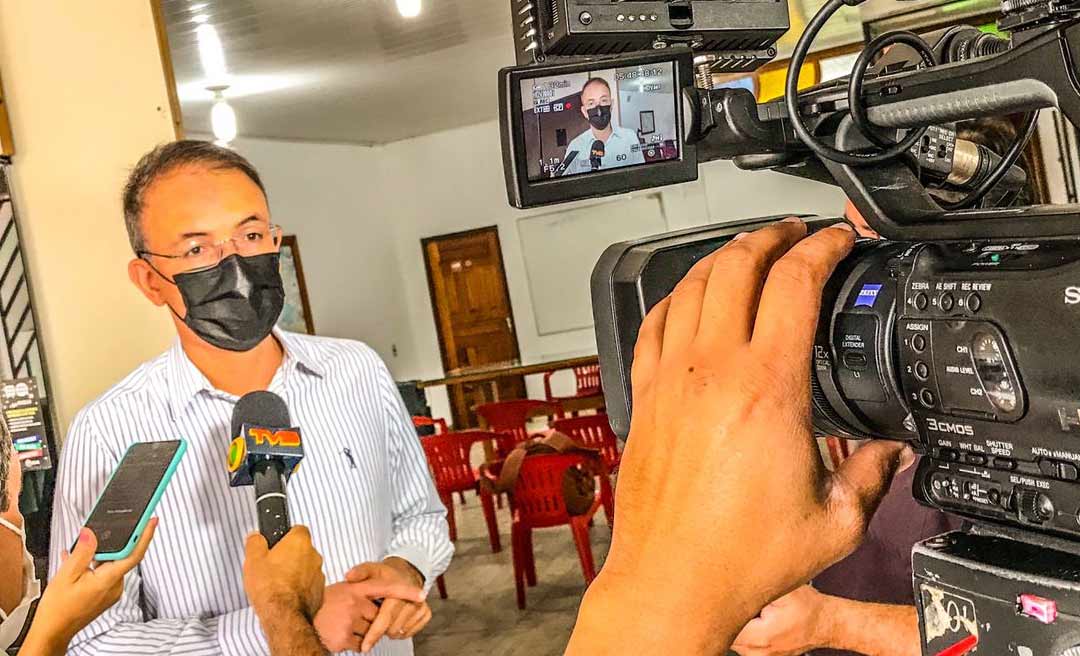 "Acre pode entrar em convulsão social", alerta Léo de Brito sobre acreanos excluídos do Auxílio Brasil