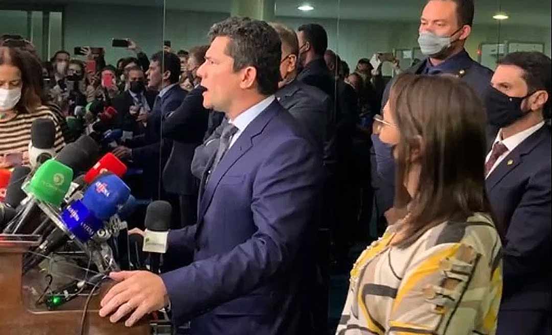 Moro: "É possível o incremento no Auxílio Brasil sem derrubar o teto de gastos"